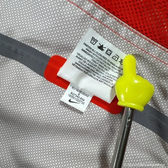 NIKE ACG 2.5L Packable Rain JacketHabanero Red/Lotus PinkMen'sSMALL